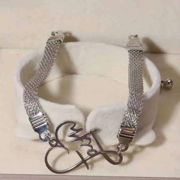 SILVER MESH CHAIN FAITH BRACELET. Adjustable - Picture 5 of 6